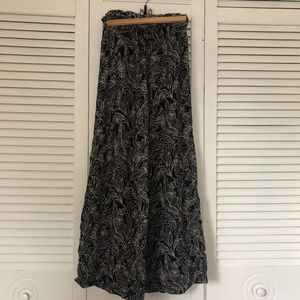 Floral pattern flowy pants